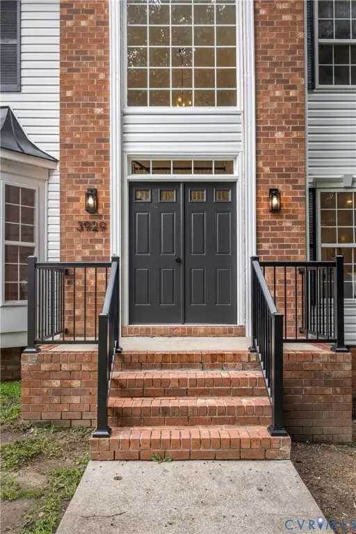 3929 Meadowview Lane, East Highland Park, VA 23223 - #3