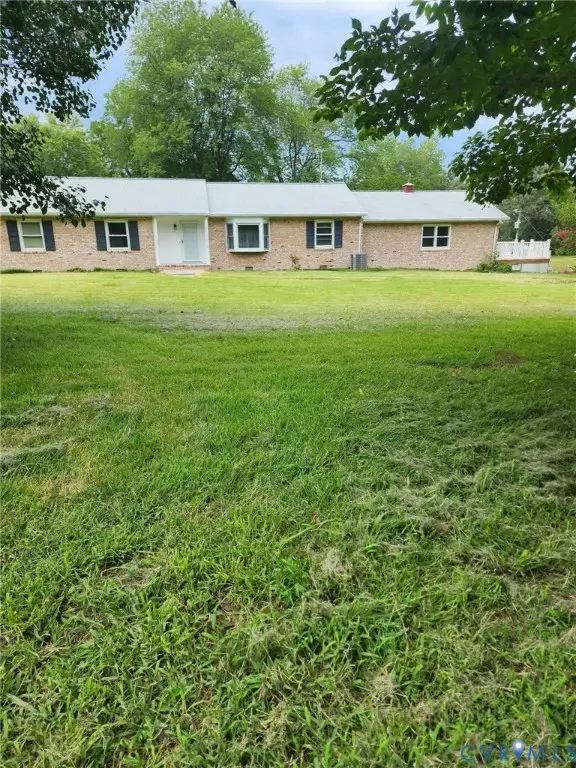 2981 Smokey Road, Aylett, VA 23009
