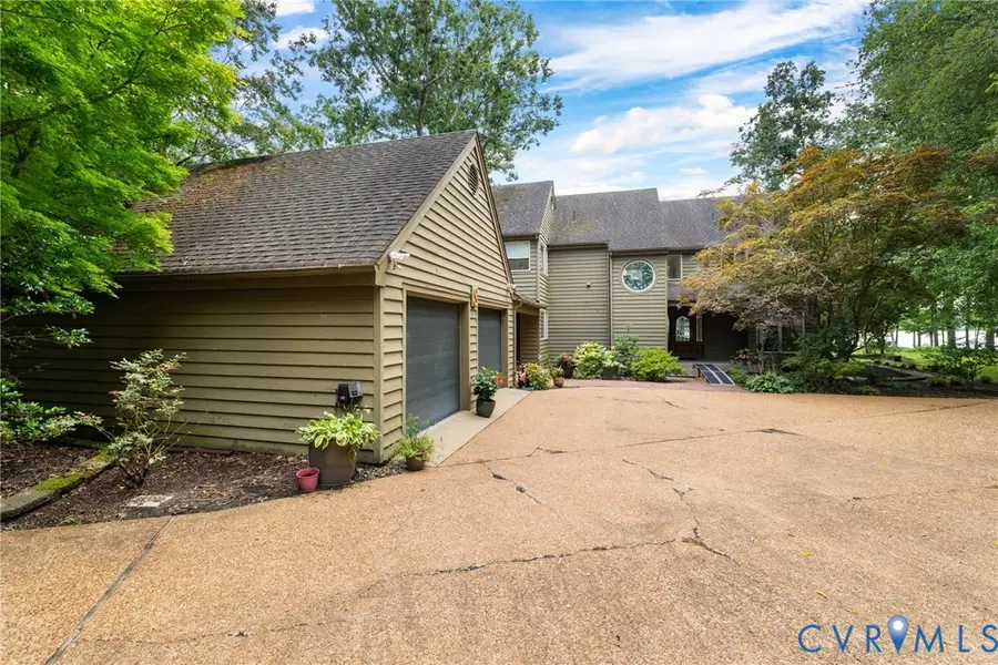 3416 Walkers Ferry Road, Midlothian, VA 23112 - #3