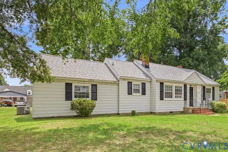 311 Lynchburg Avenue, Colonial Heights, VA 23834 - #2