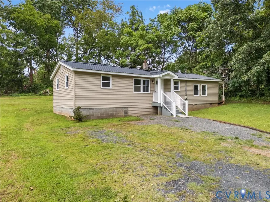338 Hancock Street, Dillwyn, VA 23936 - #2