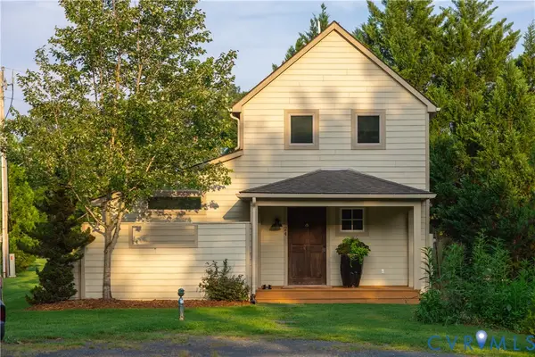 24 Knoll Lane, Nellysford, VA 22958