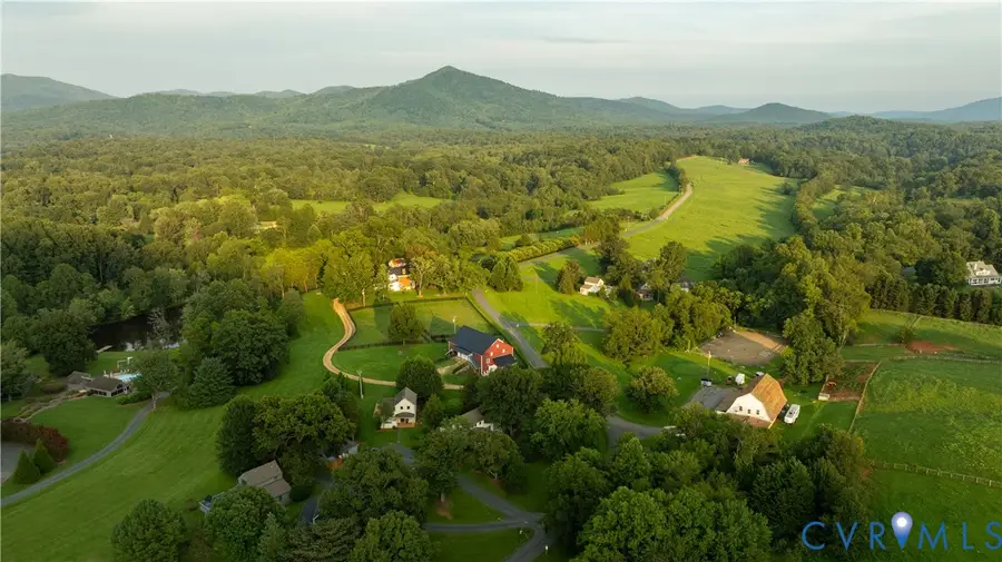 24 Knoll Lane, Nellysford, VA 22958 - #2