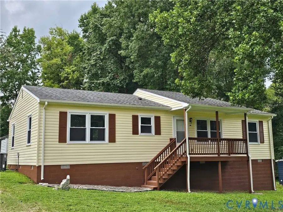 915 2nd Street, Blackstone, VA 23824 - #2