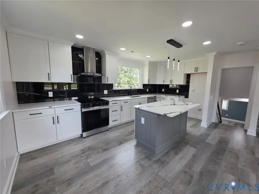 16109 Meridian Avenue, Chester, VA 23831 - #3