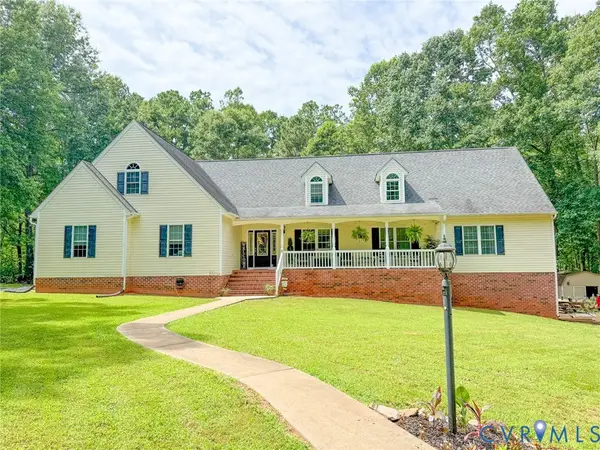 6082 Hungarytown Road, Blackstone, VA 23824