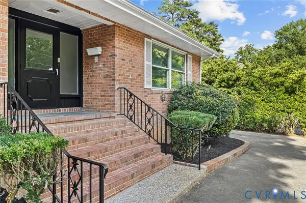 8020 Patterson Avenue, Henrico, VA 23229
