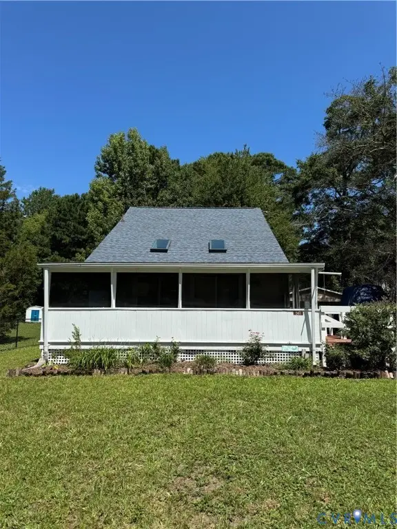 561 Shore Drive, Hartfield, VA 23071 - #1