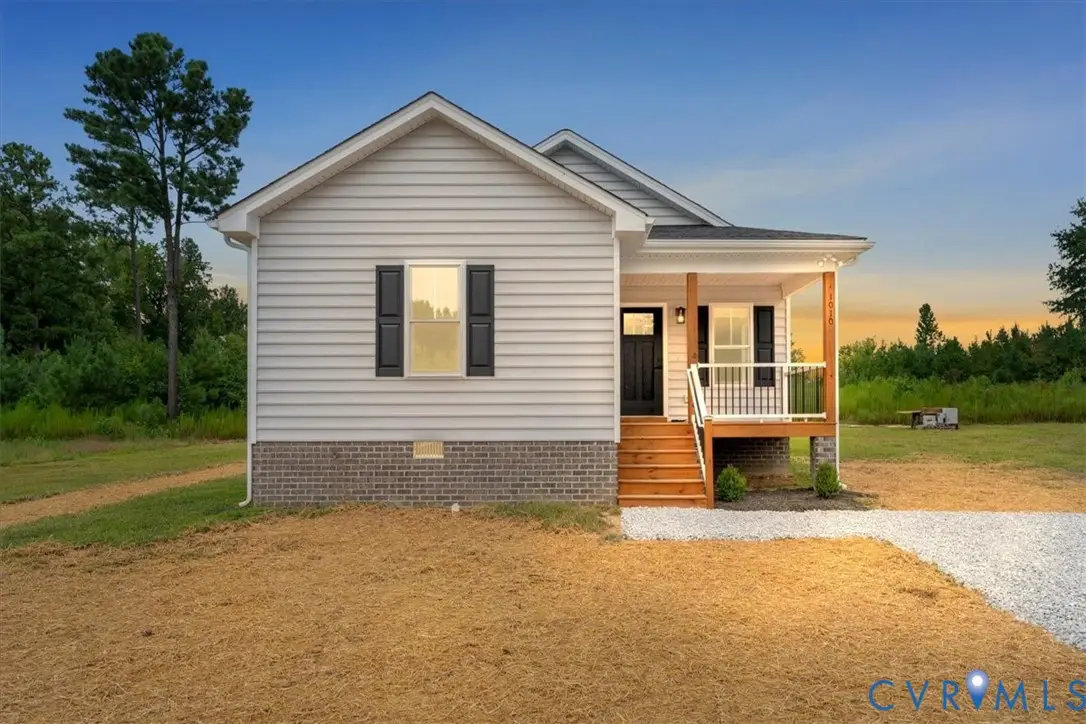 1010 Nottoway Avenue, Blackstone, VA 23824 - #1