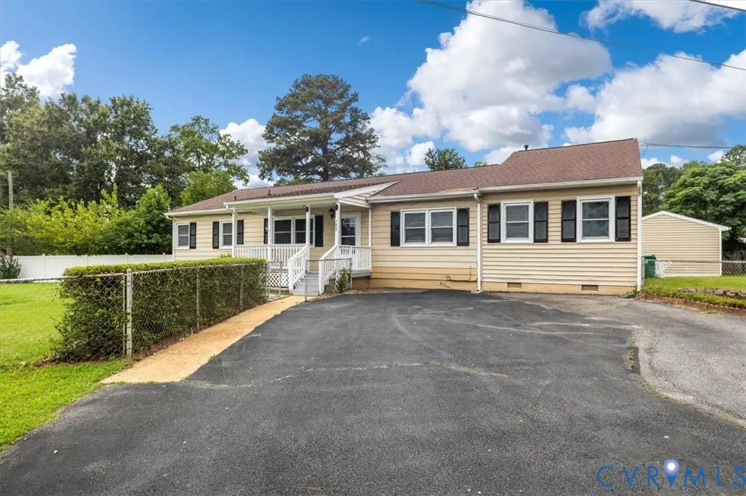 427 Deerfield Drive, Petersburg, VA 23805 - #1