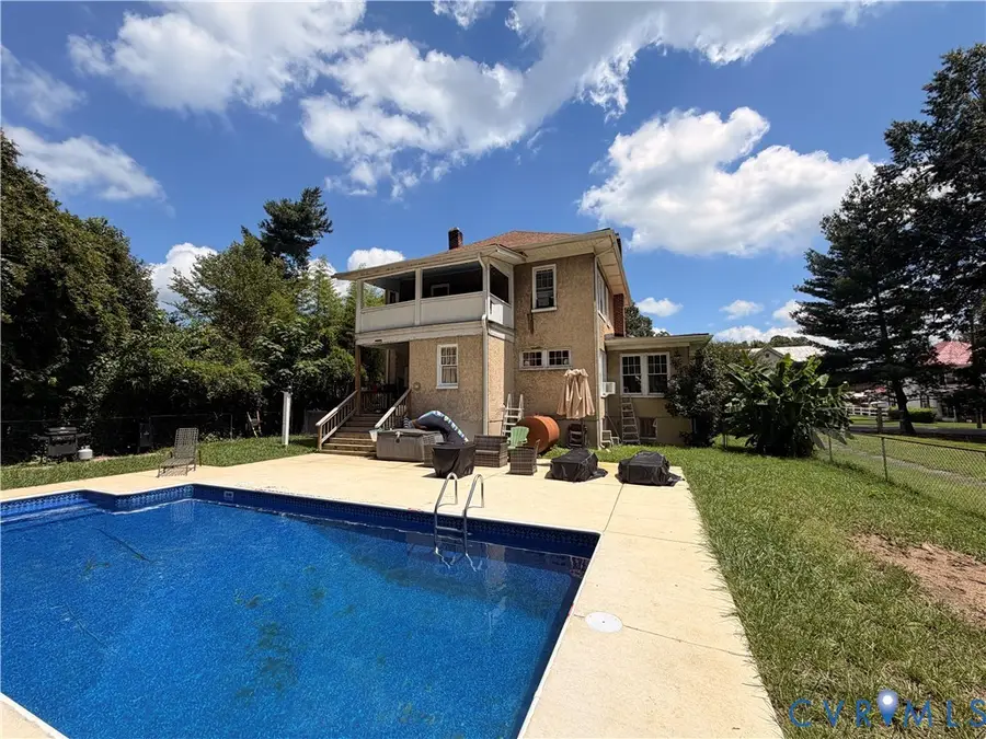 418 Oak Street, Blackstone, VA 23824 - #3