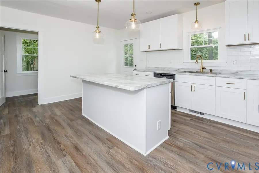 34689 Christanna Highway, Blackstone, VA 23824 - #3