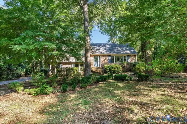 7732 Surreywood Drive, Chesterfield, VA 23235