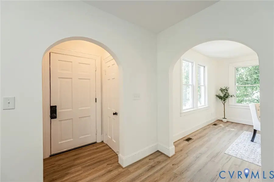 4008 River Road, Ettrick, VA 23803 - #2