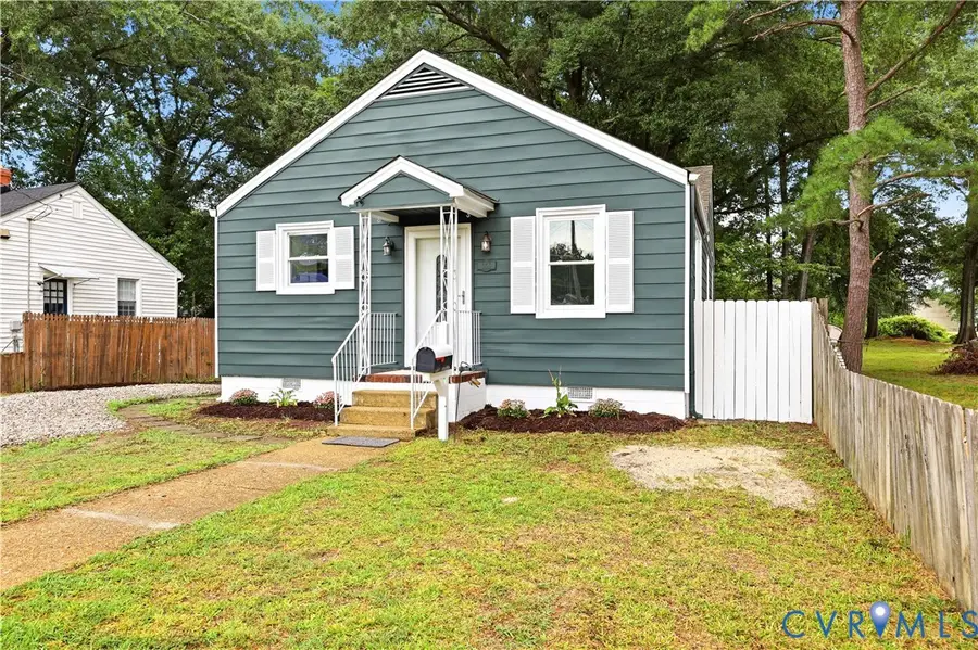 656 Battery Place, Colonial Heights, VA 23834 - #3