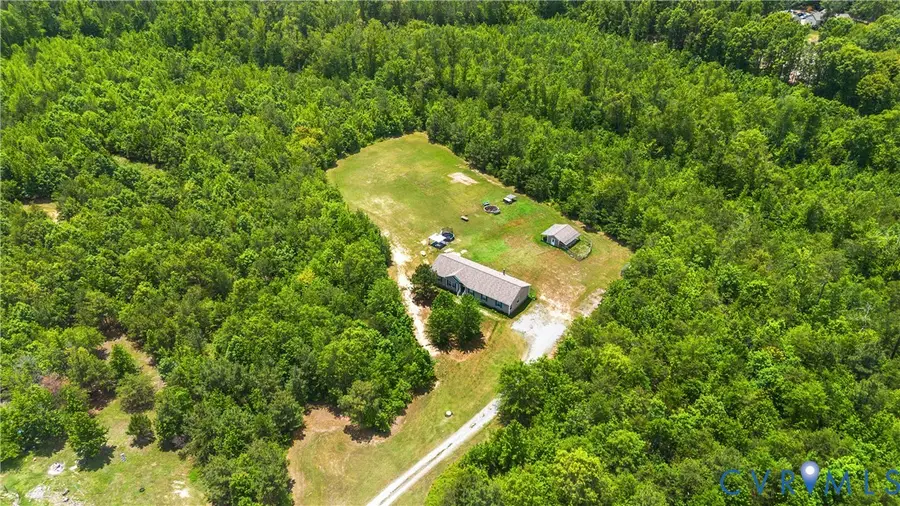 212 Briar Circle, Bumpass, VA 23024 - #2