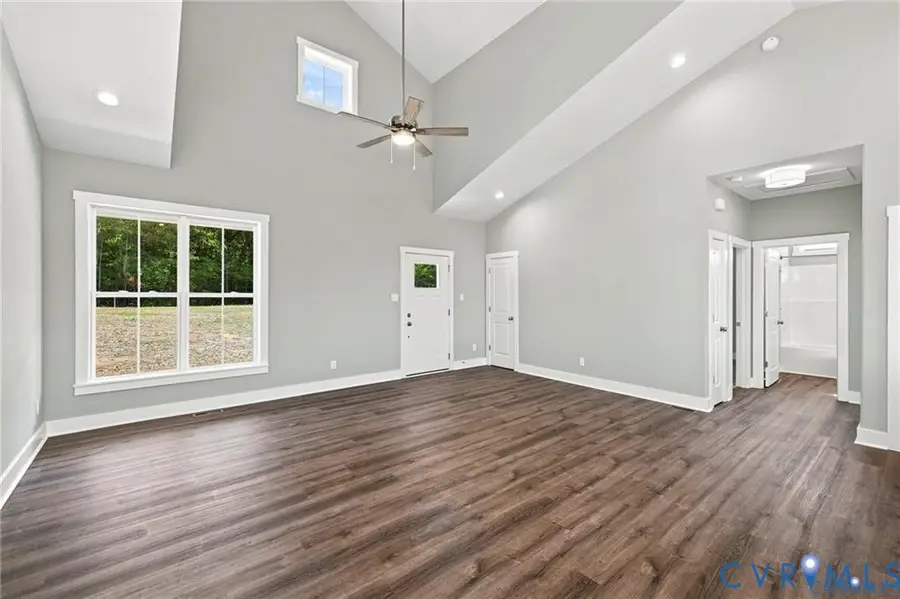 265 Happy Hollow Road, Scottsville, VA 24590 - #2