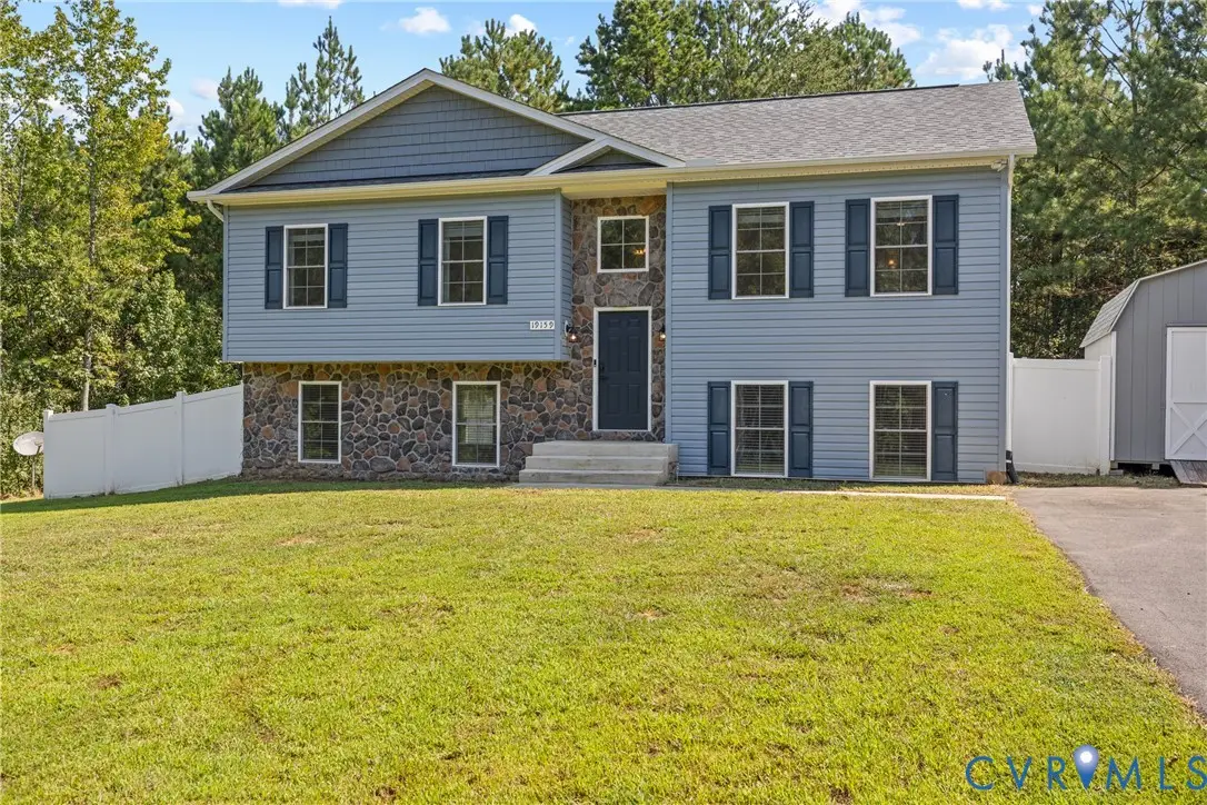 19159 Country Road, Beaverdam, VA 23015 - #1