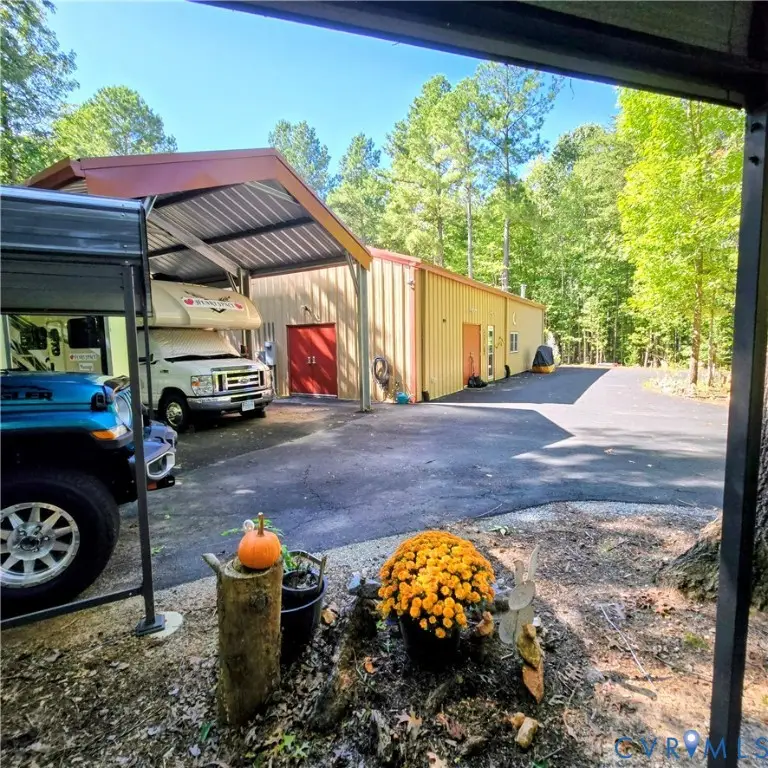 5104 Double Bridges Road, Meherrin, VA 23954 - #2