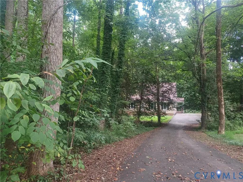 4601` Black Oak Road, Meadowbrook, VA 23237 - #1