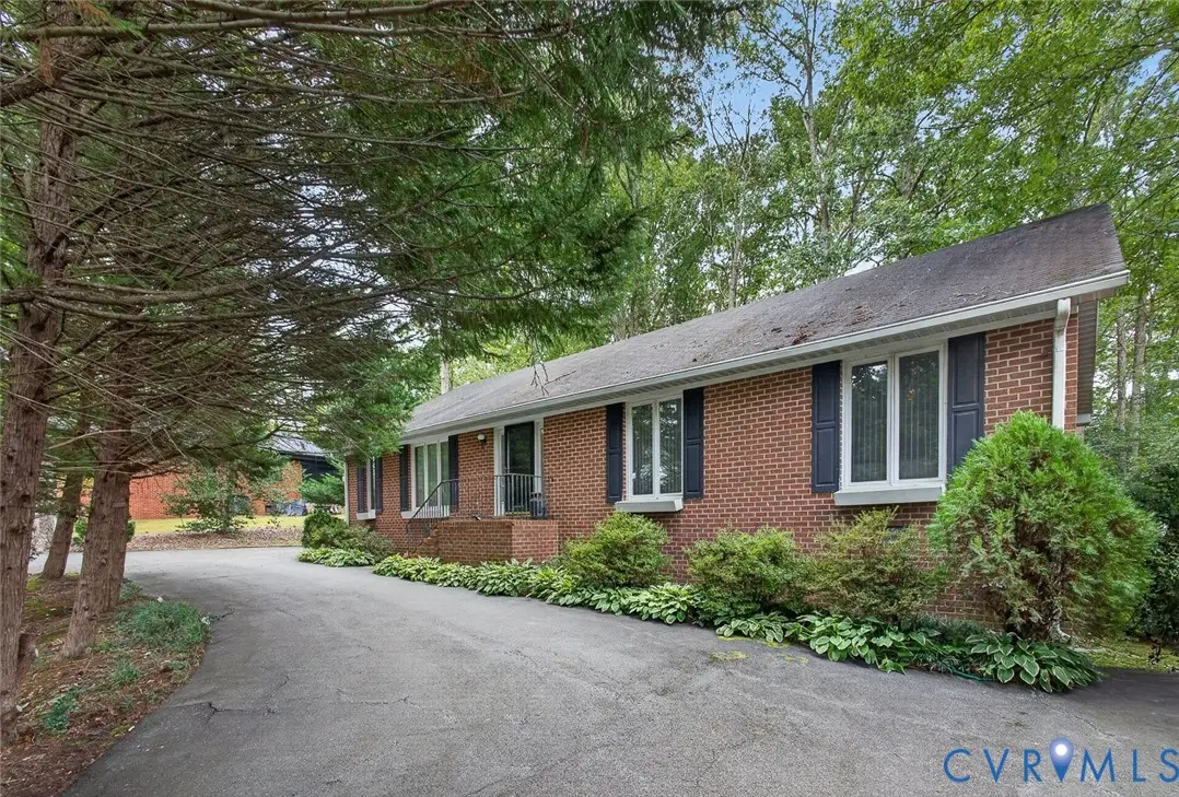 8281 Burnside Drive, Mechanicsville, VA 23116 - #1