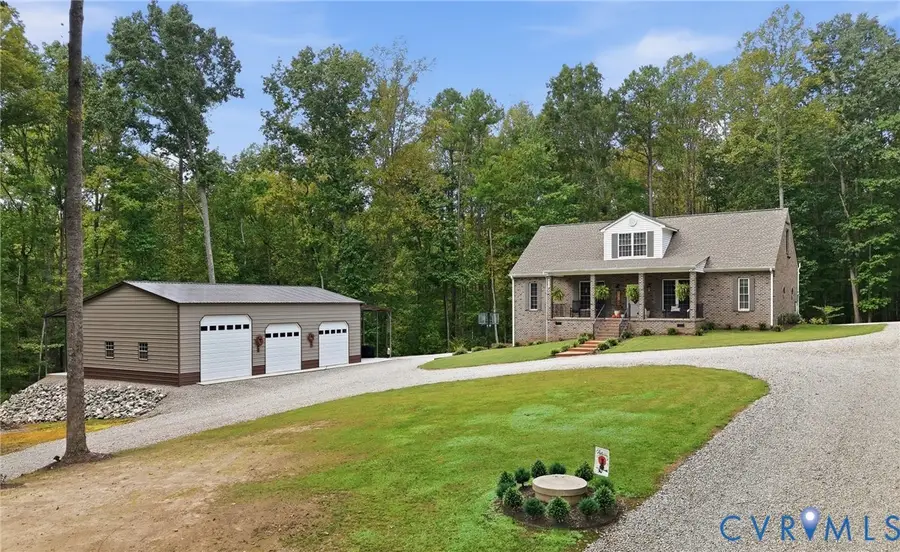 4010 Three Bridge Road, Powhatan, VA 23139 - #2