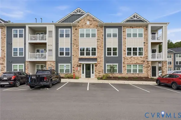 15801 Hallowell Ridge #304, Moseley, VA 23120
