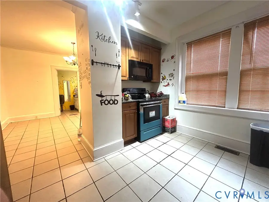402 Battery Avenue, Emporia, VA 23847 - #3