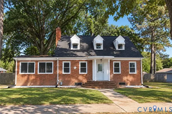 207 S Mesa Drive, Hopewell, VA 23860
