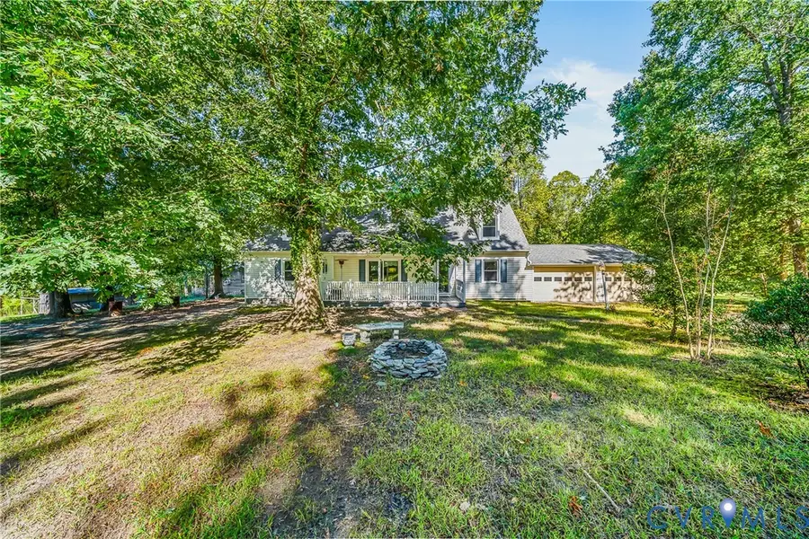 2049 Riddle Road, Blackstone, VA 23824 - #2