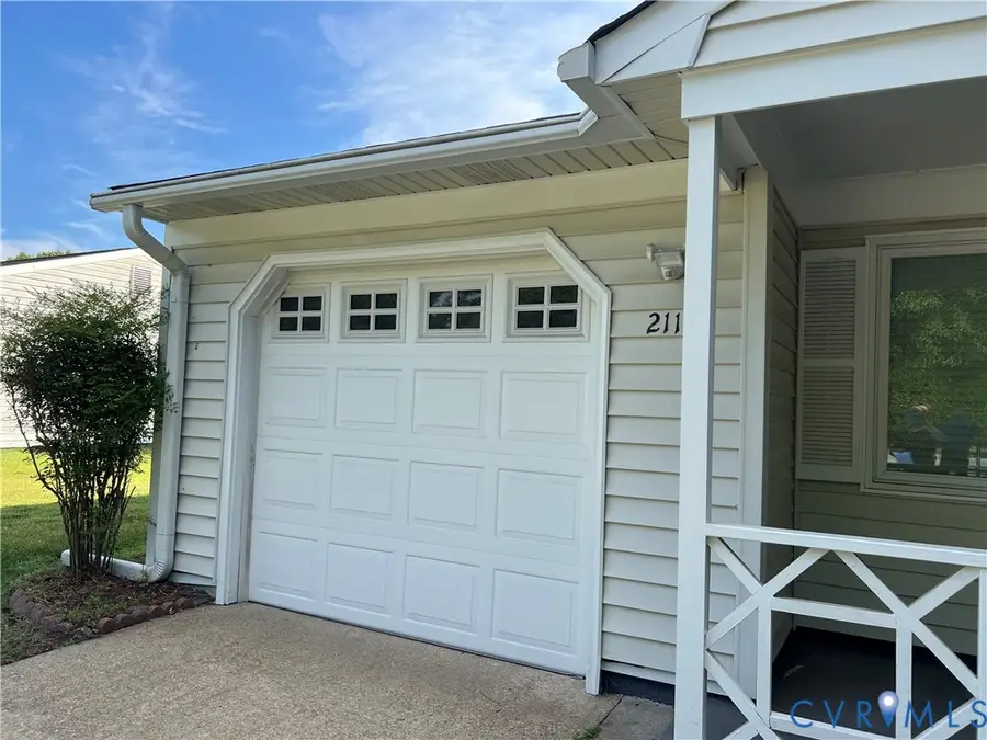 2112 Paramont Avenue, Chesapeake, VA 23320 - #3