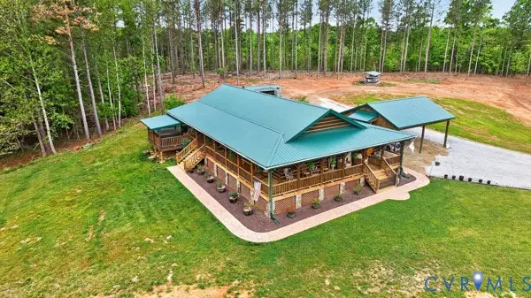 8598 W Courthouse Road, Nottoway, VA 23922