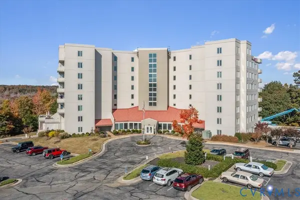 301 Beacon Ridge Drive #104, Hopewell, VA 23860