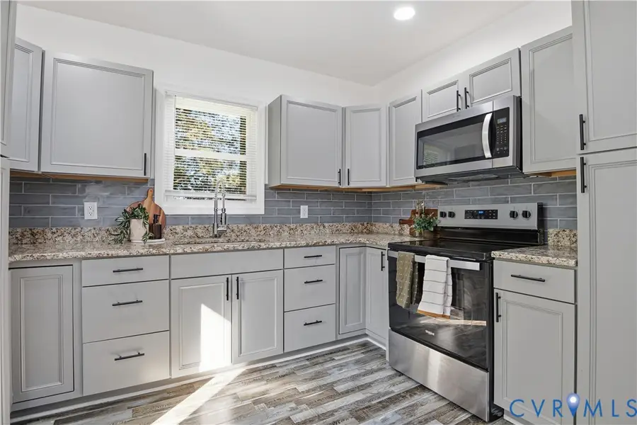 7626 Richmond Road, Warsaw, VA 22572 - #3