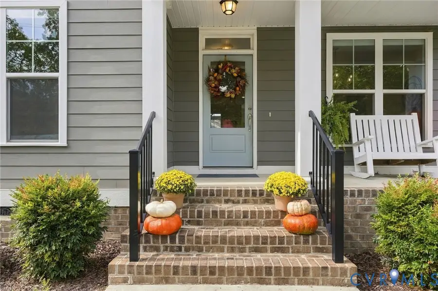 556 N James Street, Ashland, VA 23005 - #2