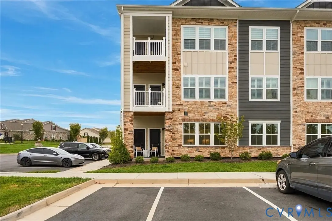 6725 Citory Way #102, Moseley, VA 23120 - #1