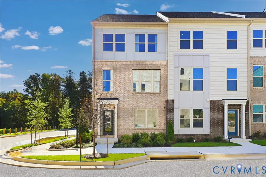 10225 Albatross Avenue, Dale, VA 23112 - #2