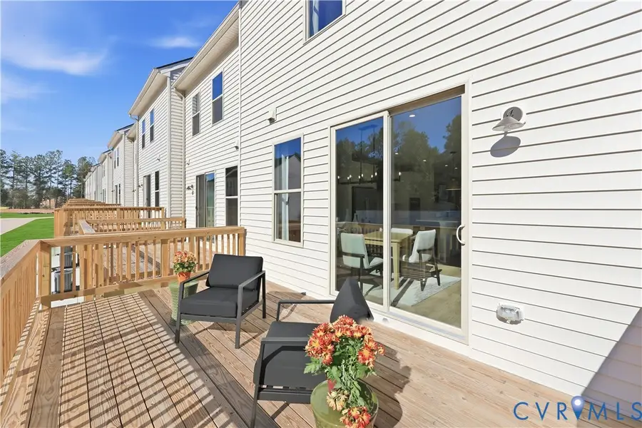 10231 Albatross Avenue, Dale, VA 23112 - #3