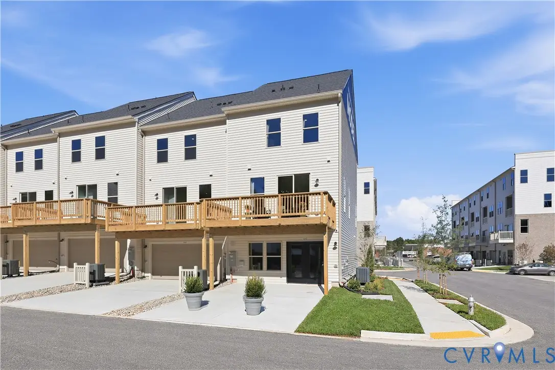 10261 Albatross Avenue, Dale, VA 23112 - #1