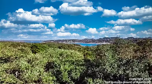 1752 Trailridge Dr, Canyon Lake, TX 78133