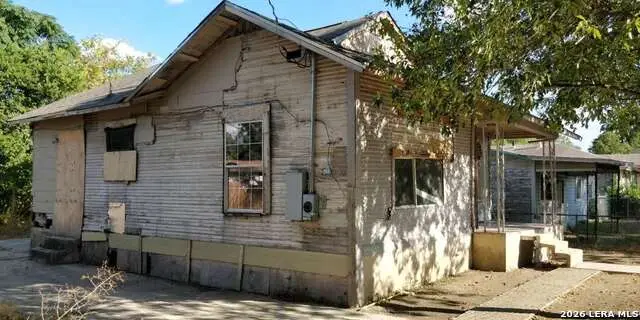 806 S San Dario Ave, San Antonio, TX 78237 - #2