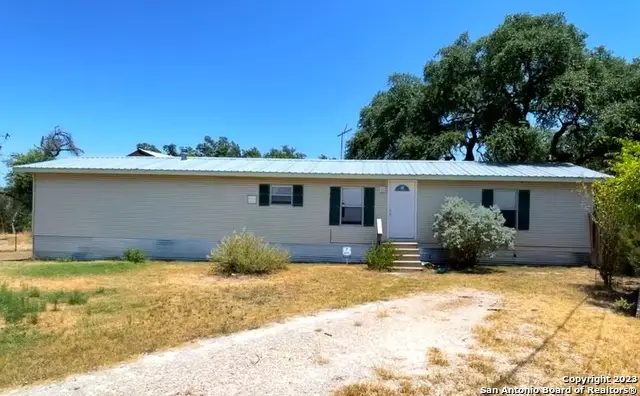 568 Orbit Dr, Canyon Lake, TX 78133 - #1