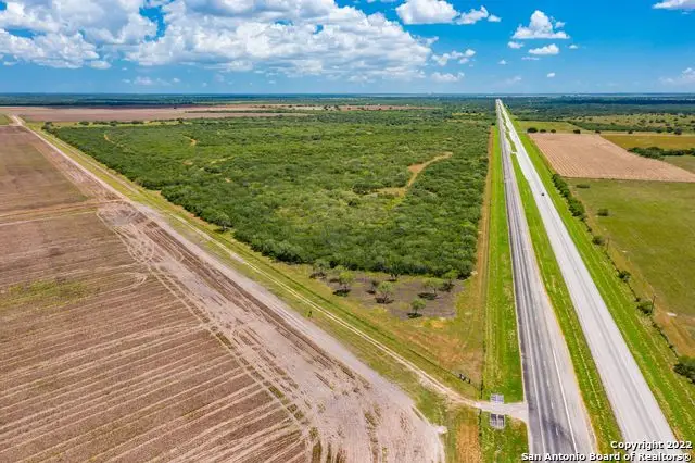 9815 Us-181n, Skidmore, TX 78389 - #1