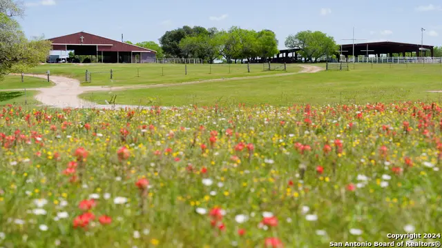 2595 Lower Mission Valley, Victoria, TX 77905 - #1