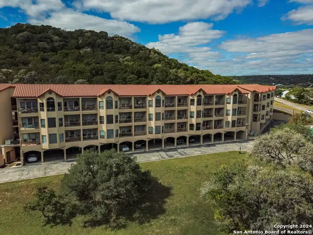 20 E Tapatio Dr #111, Boerne, TX 78006 - Image #2
