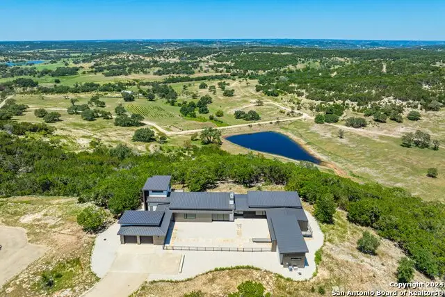 5081 Bandera Hwy, Camp Verde, TX 78010 - #2