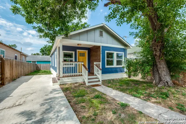 136 W Lambert St, San Antonio, TX 78204 - #2