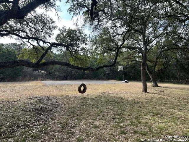 280 Scenic Hills Dr, Canyon Lake, TX 78133 - #3