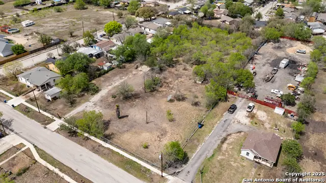 667 W Petaluma Blvd, San Antonio, TX 78221 - Image #1