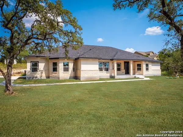1522 Shady Holw, New Braunfels, TX 78132